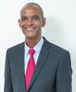 משה בהטה - צילום מאיר אליפור